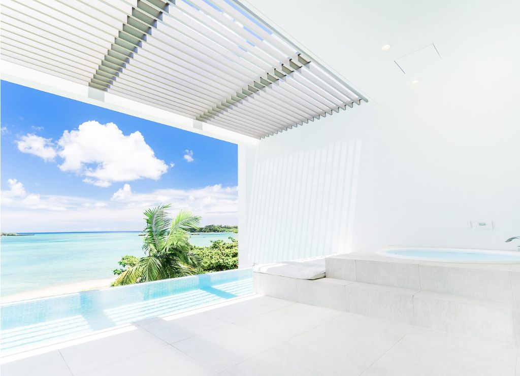 プール付ヴィラ外観